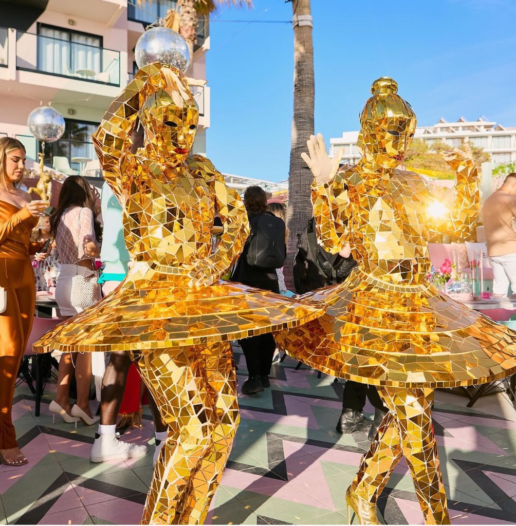 Golden Mirror Dancers view 4